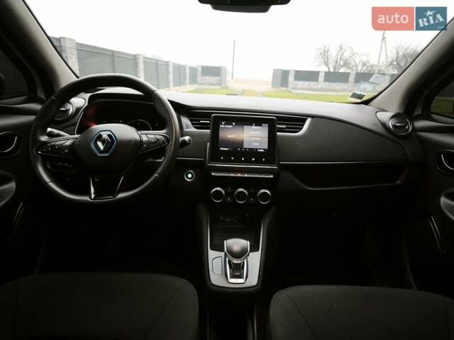 Білий Рено Зое, об'ємом двигуна 0 л та пробігом 98 тис. км за 10950 $, фото 35 на Automoto.ua