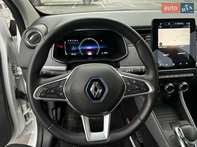 Білий Рено Зое, об'ємом двигуна 0 л та пробігом 77 тис. км за 12990 $, фото 19 на Automoto.ua
