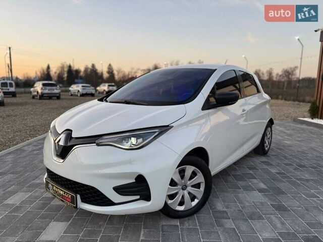 Белый Рено Зое, объемом двигателя 0 л и пробегом 92 тыс. км за 11499 $, фото 32 на Automoto.ua