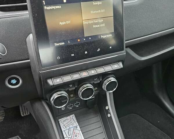 Белый Рено Зое, объемом двигателя 0 л и пробегом 28 тыс. км за 11800 $, фото 26 на Automoto.ua