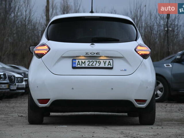 Білий Рено Зое, об'ємом двигуна 0 л та пробігом 41 тис. км за 13200 $, фото 12 на Automoto.ua
