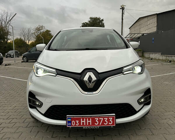 Белый Рено Зое, объемом двигателя 0 л и пробегом 88 тыс. км за 12300 $, фото 3 на Automoto.ua
