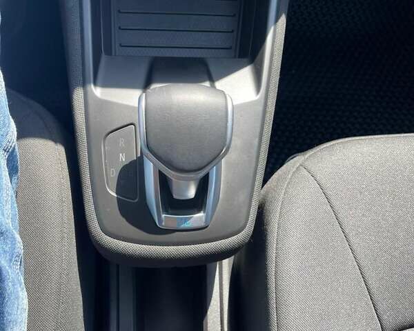 Белый Рено Зое, объемом двигателя 0 л и пробегом 40 тыс. км за 13750 $, фото 9 на Automoto.ua