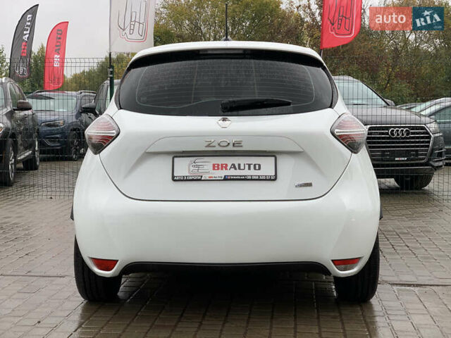 Белый Рено Зое, объемом двигателя 0 л и пробегом 47 тыс. км за 12499 $, фото 15 на Automoto.ua