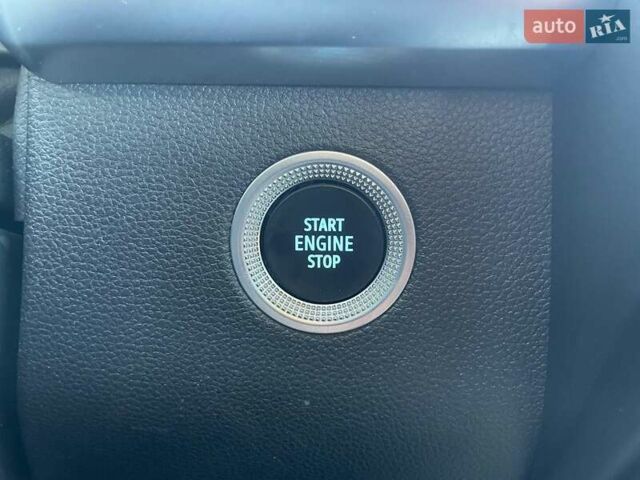 Белый Рено Зое, объемом двигателя 0 л и пробегом 217 тыс. км за 11990 $, фото 21 на Automoto.ua