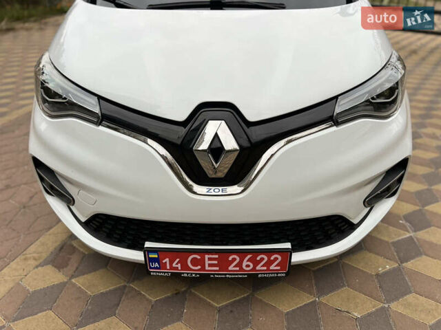 Белый Рено Зое, объемом двигателя 0 л и пробегом 23 тыс. км за 13300 $, фото 9 на Automoto.ua