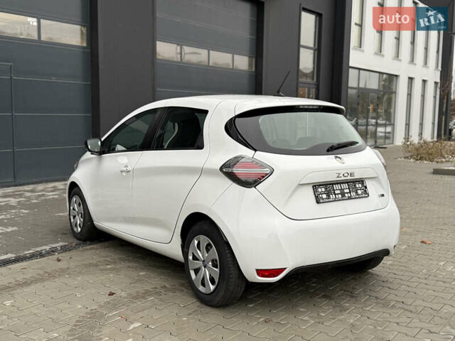 Білий Рено Зое, об'ємом двигуна 0 л та пробігом 61 тис. км за 11900 $, фото 8 на Automoto.ua