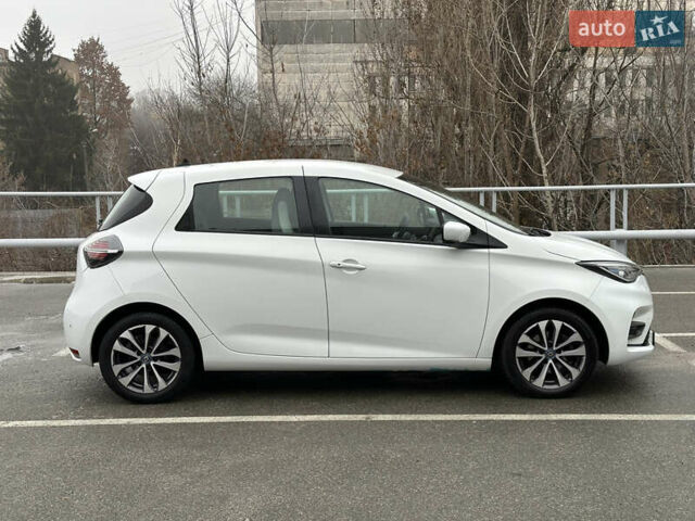 Білий Рено Зое, об'ємом двигуна 0 л та пробігом 77 тис. км за 12990 $, фото 2 на Automoto.ua