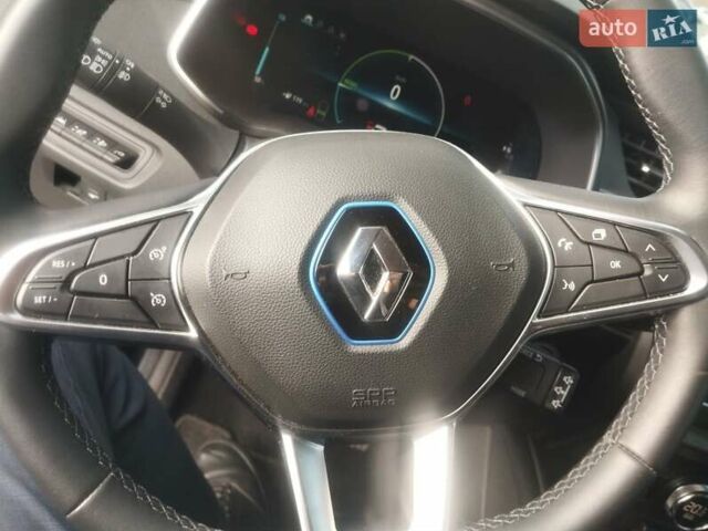 Білий Рено Зое, об'ємом двигуна 0 л та пробігом 39 тис. км за 13700 $, фото 10 на Automoto.ua