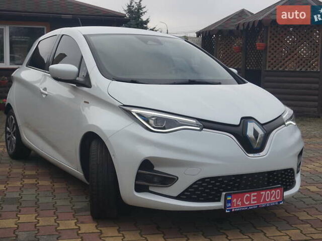 Белый Рено Зое, объемом двигателя 0 л и пробегом 122 тыс. км за 13000 $, фото 4 на Automoto.ua