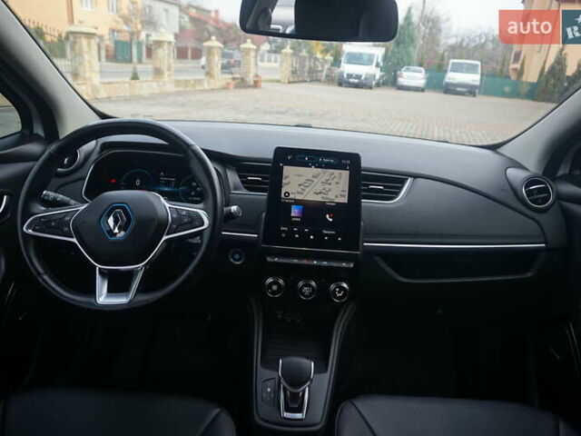 Белый Рено Зое, объемом двигателя 0 л и пробегом 122 тыс. км за 13000 $, фото 50 на Automoto.ua