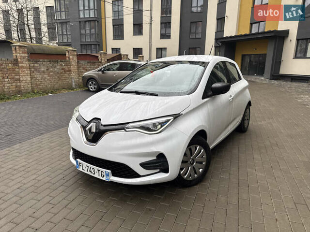 Білий Рено Зое, об'ємом двигуна 0 л та пробігом 69 тис. км за 11800 $, фото 1 на Automoto.ua
