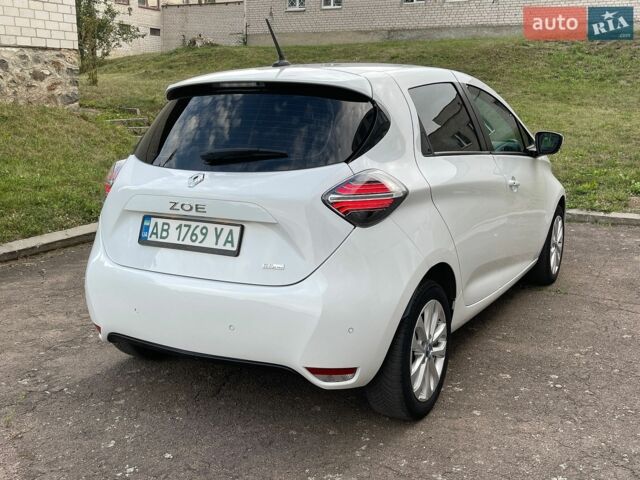 Белый Рено Зое, объемом двигателя 0 л и пробегом 62 тыс. км за 13800 $, фото 9 на Automoto.ua