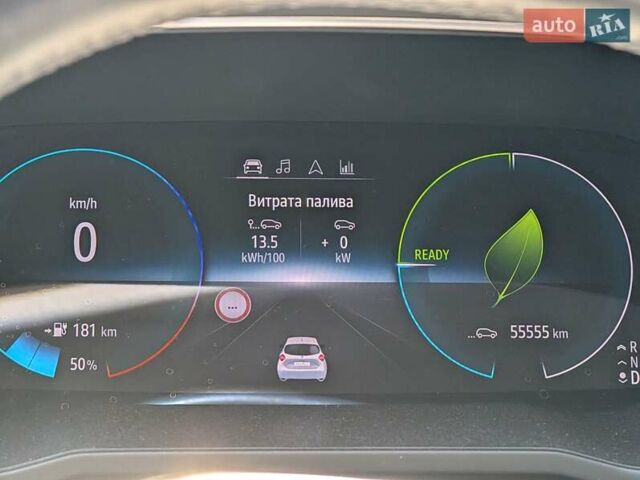 Белый Рено Зое, объемом двигателя 0 л и пробегом 56 тыс. км за 12500 $, фото 22 на Automoto.ua