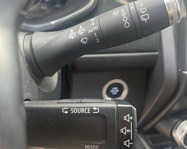 Білий Рено Зое, об'ємом двигуна 0 л та пробігом 60 тис. км за 11500 $, фото 11 на Automoto.ua