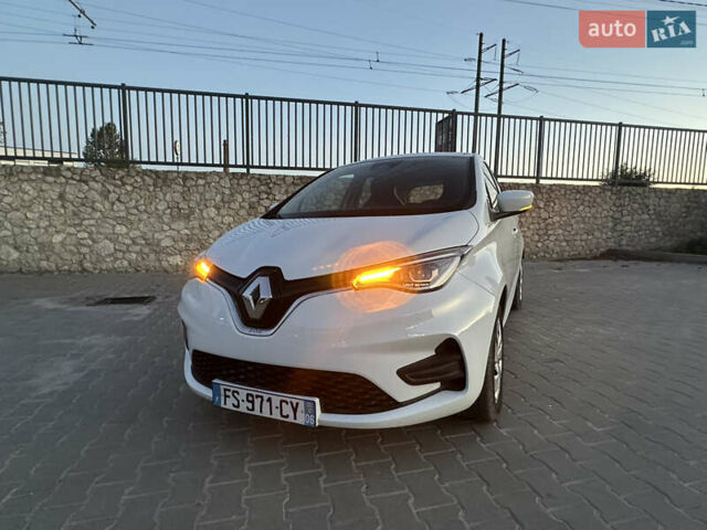 Білий Рено Зое, об'ємом двигуна 0 л та пробігом 124 тис. км за 11300 $, фото 4 на Automoto.ua