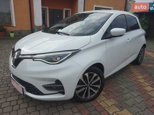 Білий Рено Зое, об'ємом двигуна 0 л та пробігом 141 тис. км за 11111 $, фото 12 на Automoto.ua