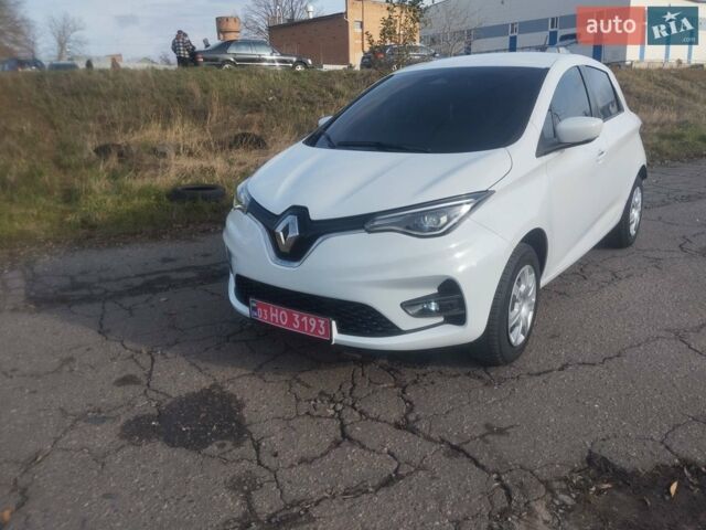 Белый Рено Зое, объемом двигателя 0 л и пробегом 56 тыс. км за 13500 $, фото 3 на Automoto.ua