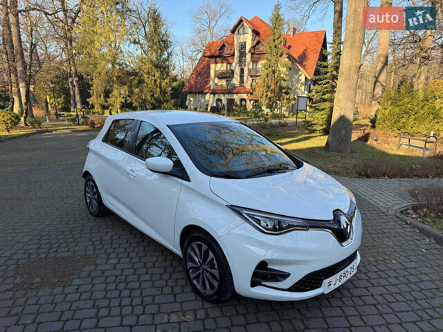 Белый Рено Зое, объемом двигателя 0 л и пробегом 118 тыс. км за 12900 $, фото 9 на Automoto.ua