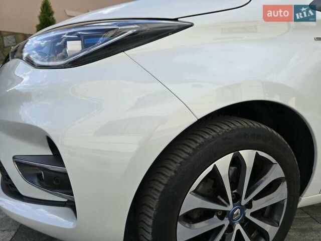 Белый Рено Зое, объемом двигателя 0 л и пробегом 65 тыс. км за 12300 $, фото 63 на Automoto.ua