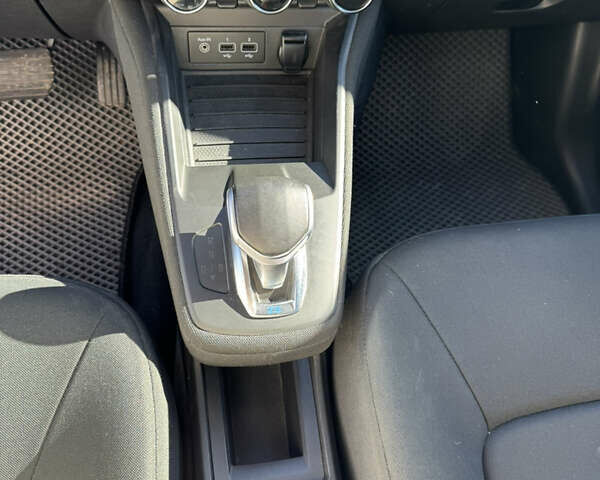 Рено Зое 2020 в Владимир-Волынский на Automoto.ua Белый Рено Зое, объемом двигателя 0 л и пробегом 55 тыс. км за 12000 $, фото 13 на Automoto.ua