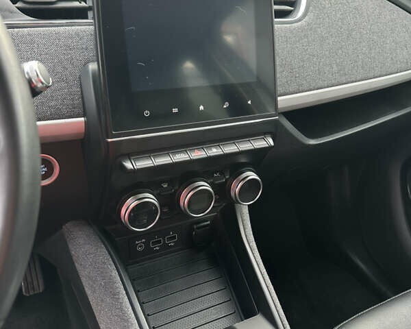 Білий Рено Зое, об'ємом двигуна 0 л та пробігом 36 тис. км за 12400 $, фото 29 на Automoto.ua