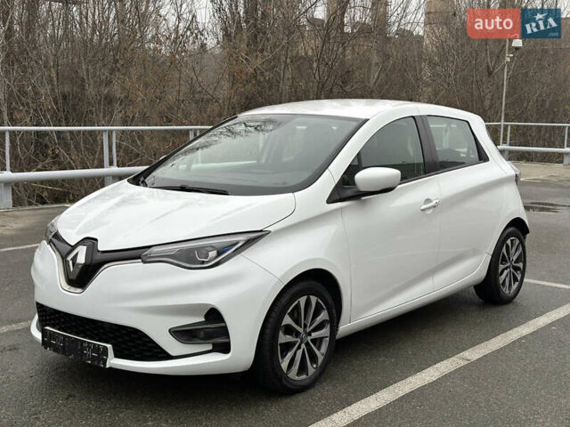 Білий Рено Зое, об'ємом двигуна 0 л та пробігом 77 тис. км за 12990 $, фото 8 на Automoto.ua