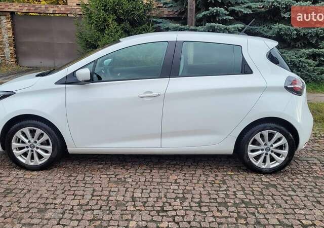 Білий Рено Зое, об'ємом двигуна 0 л та пробігом 89 тис. км за 11950 $, фото 3 на Automoto.ua