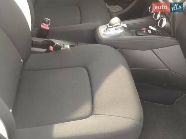 Білий Рено Зое, об'ємом двигуна 0 л та пробігом 39 тис. км за 13700 $, фото 17 на Automoto.ua