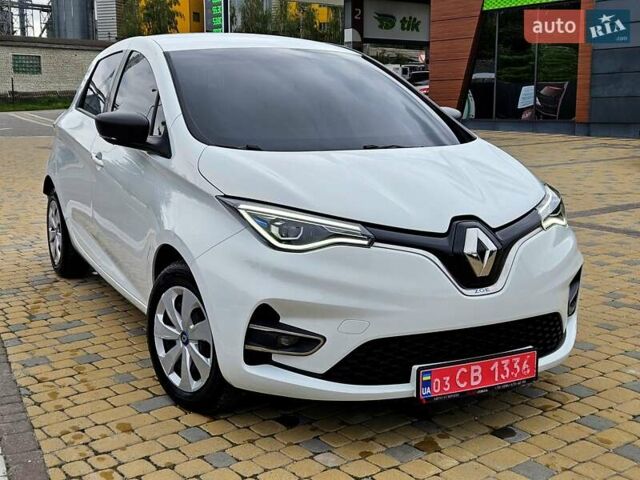 Белый Рено Зое, объемом двигателя 0 л и пробегом 70 тыс. км за 11800 $, фото 9 на Automoto.ua