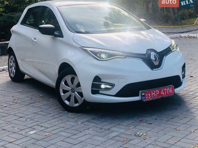 Белый Рено Зое, объемом двигателя 0 л и пробегом 38 тыс. км за 11999 $, фото 26 на Automoto.ua