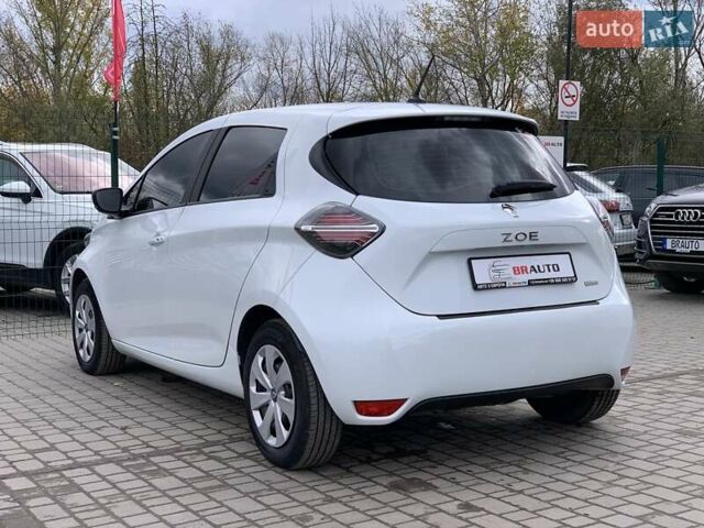 Белый Рено Зое, объемом двигателя 0 л и пробегом 44 тыс. км за 12499 $, фото 18 на Automoto.ua