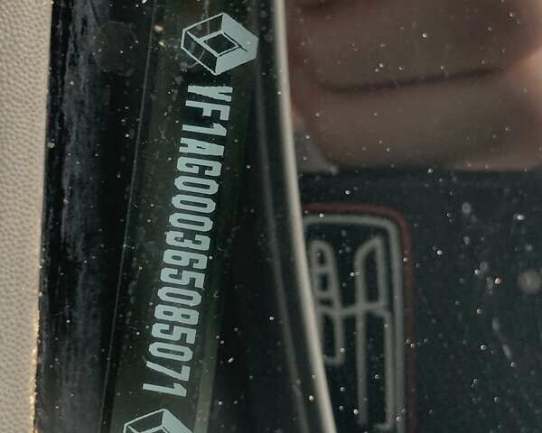 Белый Рено Зое, объемом двигателя 0 л и пробегом 44 тыс. км за 12499 $, фото 61 на Automoto.ua