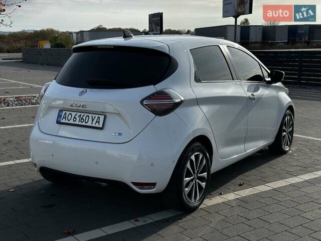 Белый Рено Зое, объемом двигателя 0 л и пробегом 124 тыс. км за 13200 $, фото 5 на Automoto.ua