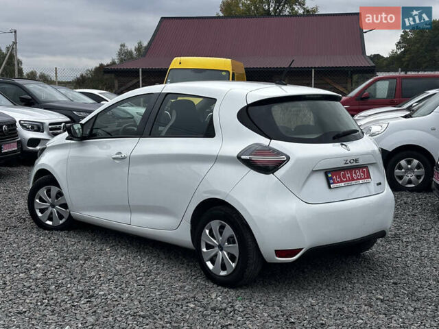 Белый Рено Зое, объемом двигателя 0 л и пробегом 41 тыс. км за 11600 $, фото 12 на Automoto.ua