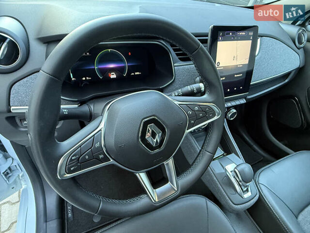 Білий Рено Зое, об'ємом двигуна 0 л та пробігом 23 тис. км за 13150 $, фото 29 на Automoto.ua