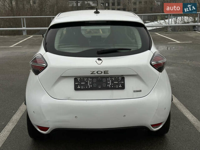 Білий Рено Зое, об'ємом двигуна 0 л та пробігом 77 тис. км за 12990 $, фото 5 на Automoto.ua
