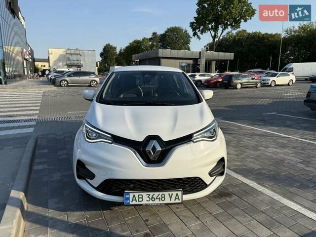 Білий Рено Зое, об'ємом двигуна 0 л та пробігом 70 тис. км за 11800 $, фото 1 на Automoto.ua