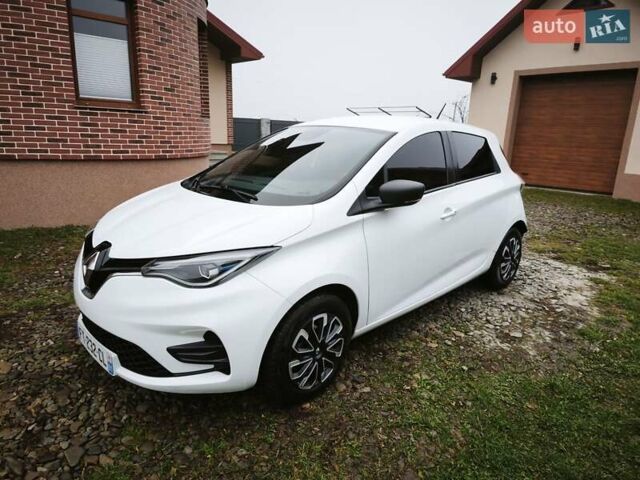 Білий Рено Зое, об'ємом двигуна 0 л та пробігом 98 тис. км за 10950 $, фото 23 на Automoto.ua