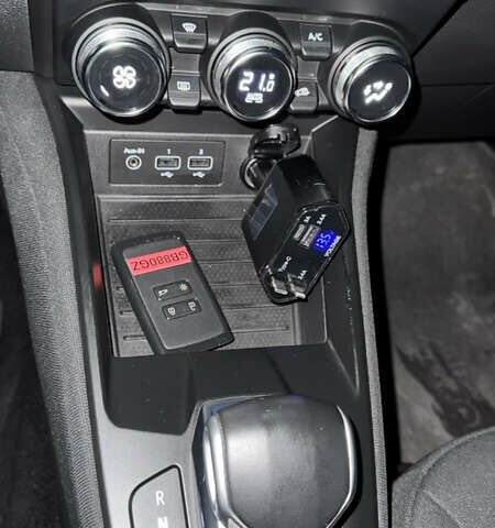 Белый Рено Зое, объемом двигателя 0 л и пробегом 44 тыс. км за 12950 $, фото 22 на Automoto.ua