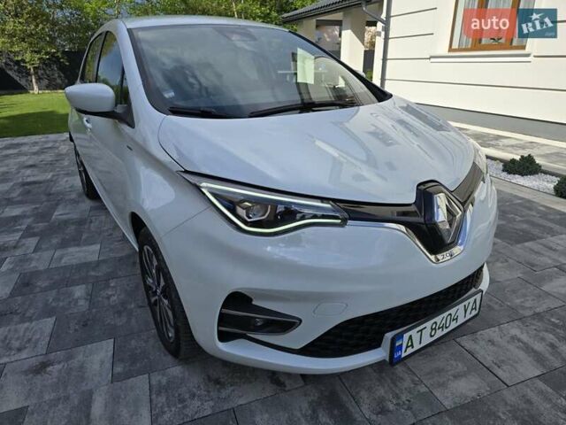 Белый Рено Зое, объемом двигателя 0 л и пробегом 65 тыс. км за 12300 $, фото 11 на Automoto.ua