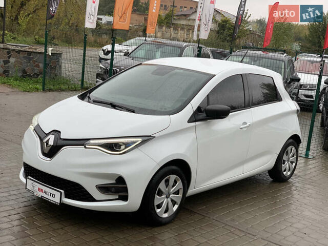 Белый Рено Зое, объемом двигателя 0 л и пробегом 47 тыс. км за 12499 $, фото 2 на Automoto.ua