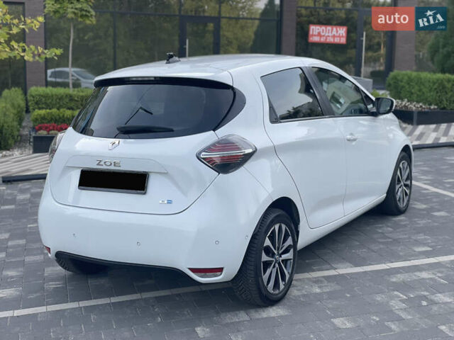 Белый Рено Зое, объемом двигателя 0 л и пробегом 111 тыс. км за 12299 $, фото 6 на Automoto.ua