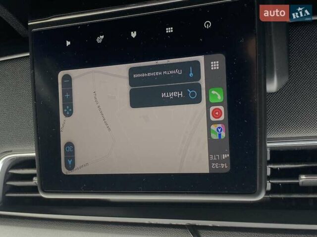 Белый Рено Зое, объемом двигателя 0 л и пробегом 44 тыс. км за 12499 $, фото 58 на Automoto.ua