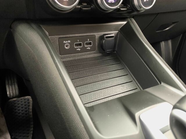 Білий Рено Зое, об'ємом двигуна 0 л та пробігом 47 тис. км за 12499 $, фото 17 на Automoto.ua