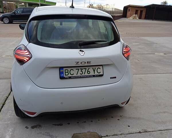 Рено Зое 2020 в Ходорів на Automoto.ua Белый Рено Зое, объемом двигателя 0 л и пробегом 46 тыс. км за 12800 $, фото 35 на Automoto.ua