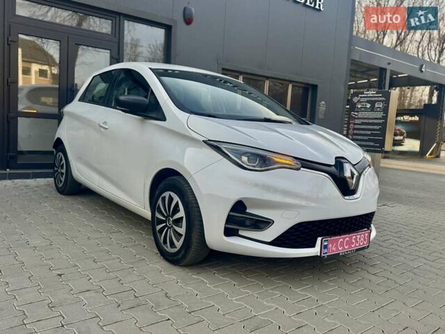 Белый Рено Зое, объемом двигателя 0 л и пробегом 86 тыс. км за 10850 $, фото 5 на Automoto.ua