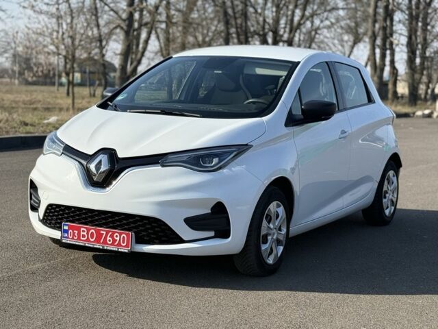 Белый Рено Зое, объемом двигателя 0 л и пробегом 150 тыс. км за 10600 $, фото 9 на Automoto.ua