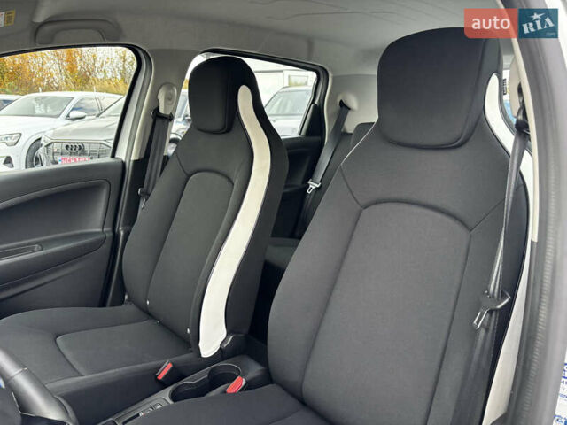 Рено Зое 2020 в Львове на Automoto.ua Белый Рено Зое, объемом двигателя 0 л и пробегом 22 тыс. км за 12150 $, фото 18 на Automoto.ua