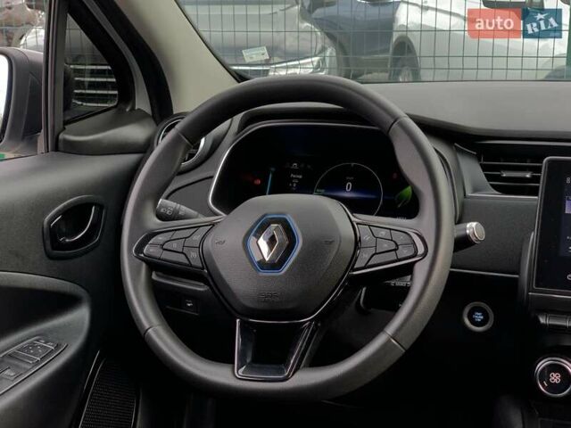 Белый Рено Зое, объемом двигателя 0 л и пробегом 44 тыс. км за 12499 $, фото 35 на Automoto.ua